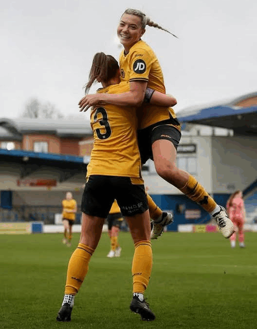 Wolves women “refuse to be silent” after they are let down by club owners